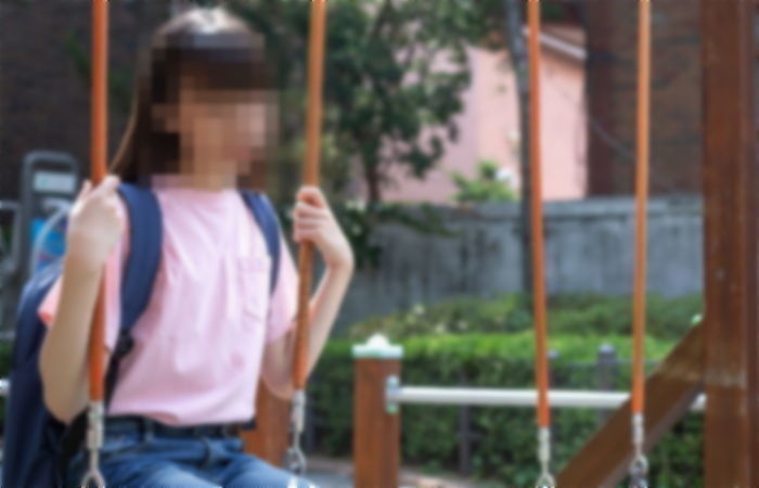 “초등학교 4학년 딸이 이웃 할아버지에 성추행 당해 신고했는데 곧바로 풀려났습니다”