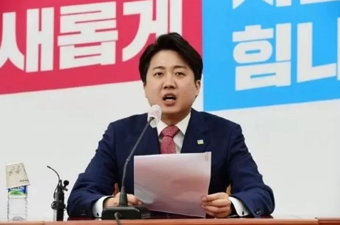 우크라 가는 이준석이 요청한 ‘윤석열 대통령 친서’를 대통령실에서 거절한 이유