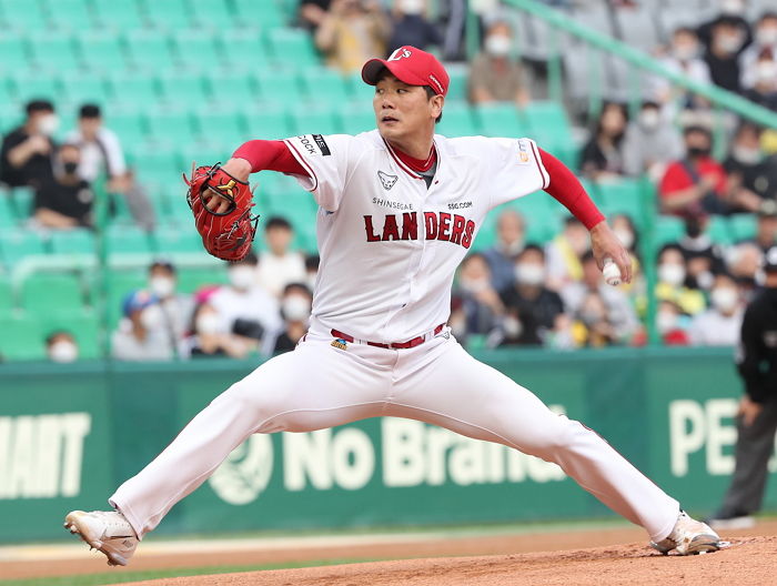 한국프로야구, 볼·스트라이크 판정 AI 심판이 한다