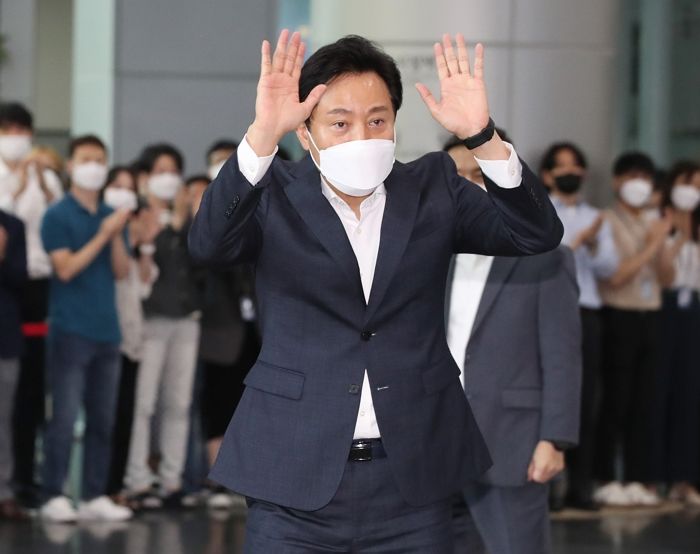 ‘4선 성공’ 오세훈 시장, 공관 구하는 데 세금 안 쓰고 자택서 계속 출퇴근한다