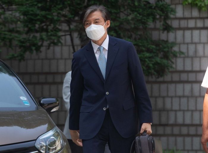 조국 측 “동양대 총장 표창장 위조는 정경심 관련...조국은 전혀 몰랐다”