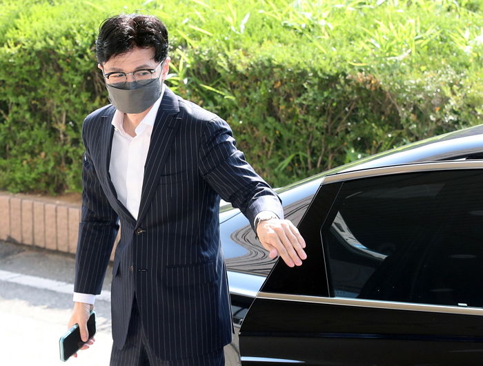 “제 차 문은 열고 닫지 말아주세요” 직원들에게 ‘의전 중단’ 요청한 한동훈 장관