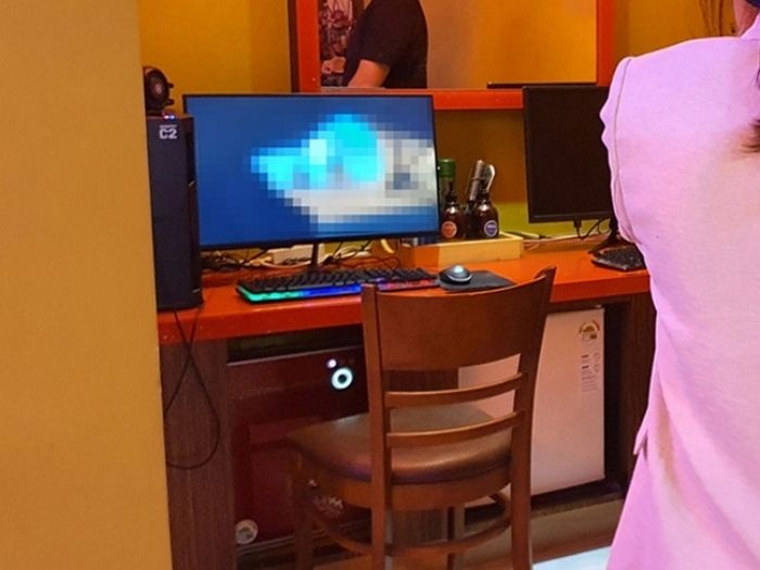 앞으로 모텔에서 친구들과 모여 컴퓨터 게임 못한다