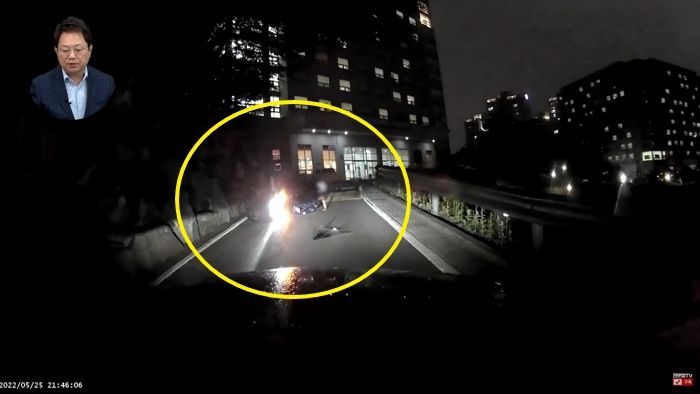 “역주행하다 혼자 넘어진 오토바이 운전자 도와줬는데 ‘뺑소니’로 신고당했습니다”