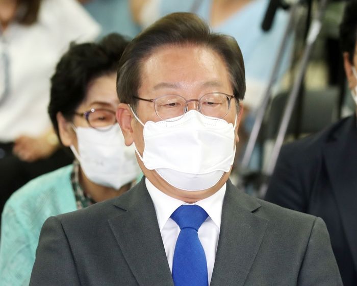 “‘이재명 책임론’ 핵심은 당대표 출마해 재건하라는 것...여기서 멈추면 넘어진다”