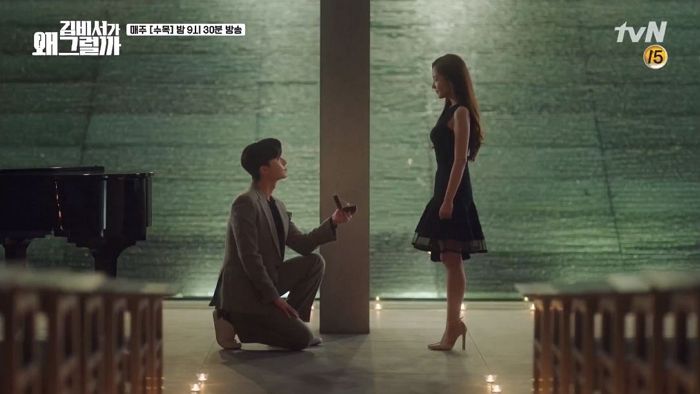 남친이 프러포즈하면서 티파니 반지 빼놓고 샤넬백만 선물해 결혼 고민하는 여성