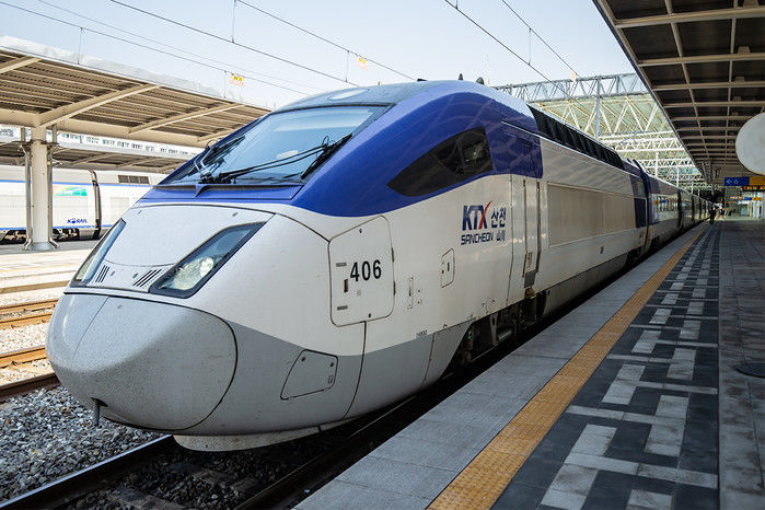 “몰카범 다 잡는다”...철도역에 범죄 인지해 경찰에 알리는 ‘AI CCTV’ 5000대 설치