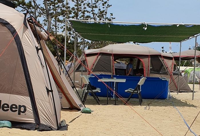 울산 해수욕장서 공용 수돗물 도둑질해 개인 수영장 만든 ‘캠핑 빌런’