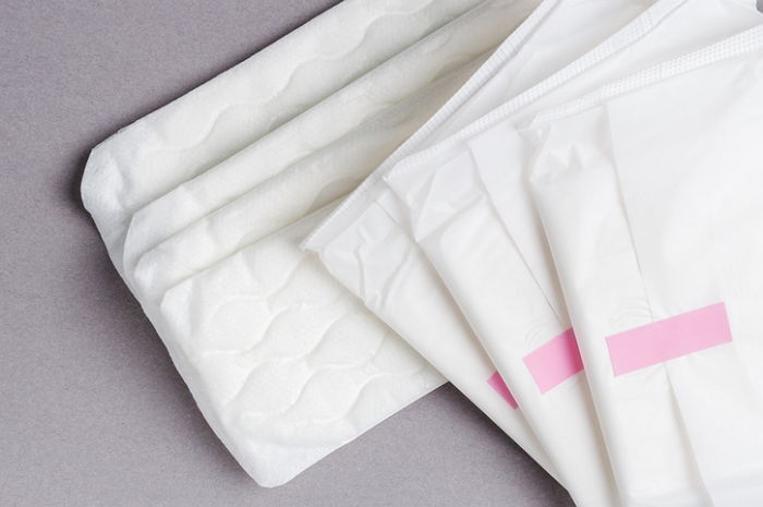엄마 없는 초등학생 딸이 백화점서 ‘첫 생리’ 터지자 민망해할까 봐 아빠가 한 센스 넘치는 행동