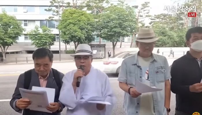 진보 유튜버, 14일부터 스피커+앰프 동원해 尹 자택 앞 ‘맞불 시위’ 벌인다