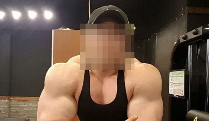 어떤 향 좋아하냐는 질문에 ‘생리 냄새 미침♥’이라 한 헬스 유튜버