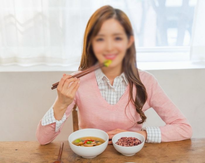 “아침 거르고 오전 11시쯤 ‘아점’ 먹으면 최대 5kg 뺄 수 있다”