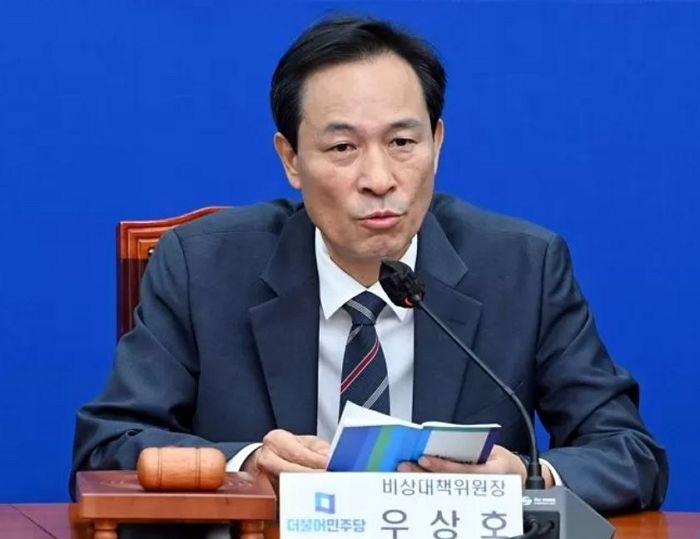 우상호 “먹고사는 문제 급한데 피살 공무원 중요하냐” 발언에 부끄러워하는 연세대 후배들