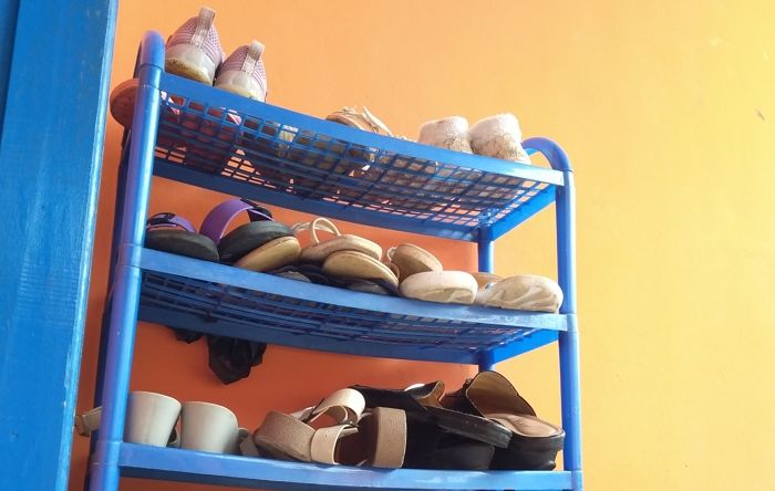 자녀 학업 상담하러 간 학원서 여성 신발 냄새 맡다가 ‘현행범’ 체포된 인천 경찰관