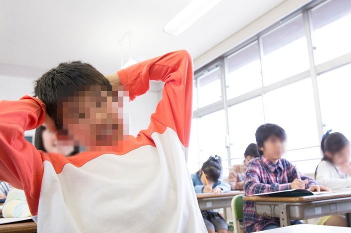 전북 초등생 빌런, 강제전학 요구 빗발쳐...“친구들에 날아차기, 교사에겐 흉기 협박”