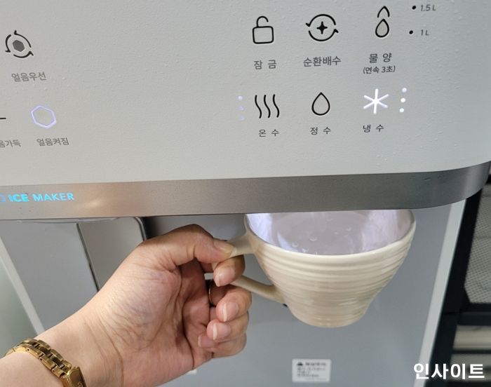 정수기서 ‘중금속’ 검출 사실 1년 숨긴 코웨이...대법 “손해배상 100만원씩”