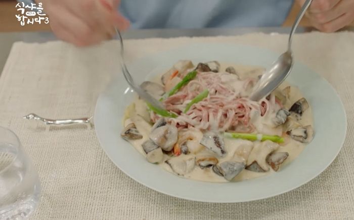 “함께 먹는 파스타 속 새우를 혼자 다 먹은 남친, 헤어져야 할까요?”