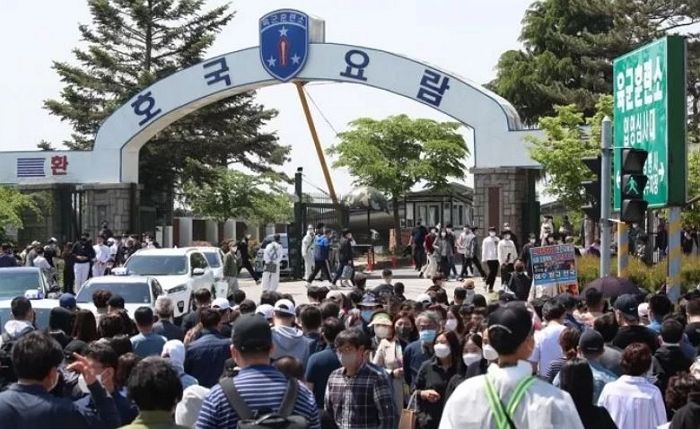 군대 가는 남성 82% “한반도서 전쟁나면 기꺼이 참전”...여성은 57%