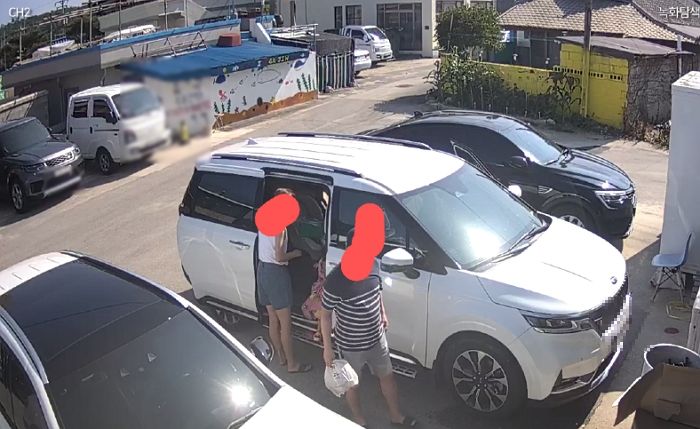 물놀이 후 남의 집에 무단침입해 화장실서 샤워하고 쓰레기 버리고 간 일가족