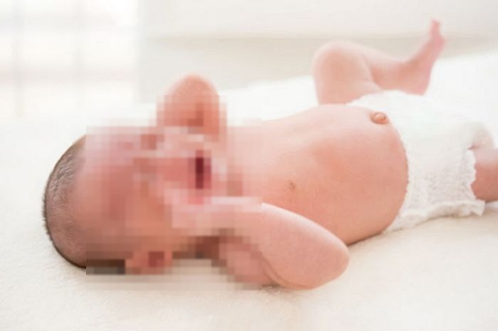 직장동료의 생후 4개월 된 딸 눈·코에 순간접착제 뿌린 30대 여성