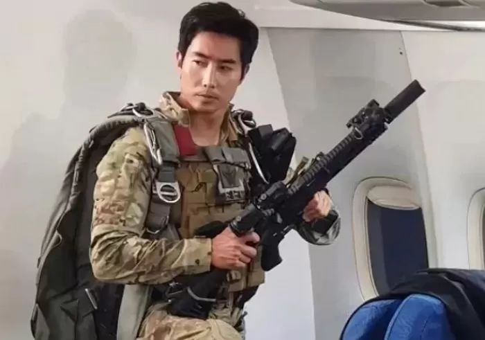 “다음 달 수술받는다”...의용군 임무 수행 중 부상당한 이근이 전한 몸 상태