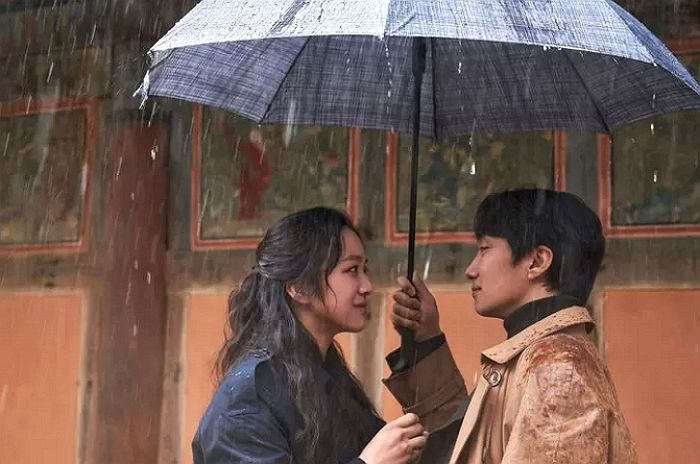 박찬욱 감독 영화 ‘헤어질 결심’ 보기 전 ‘아이폰’ 유저들이 뜻밖에 조심해야 할 한 가지