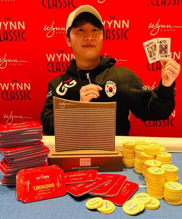 ‘만년 2위’ 홍진호, 우승상금 9억 걸린 라스베이거스 포커 대회 우승