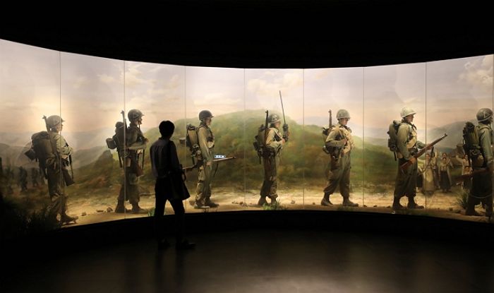 윤석열 정부, 文정부때 축소된 ‘전쟁기념관 북한 도발관’ 다시 넓힌다