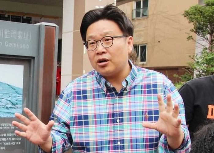 내한 앞두고 ‘욱일기’ 포스터 공개한 마룬5에 “당장 내려라” 항의한 서경덕 교수