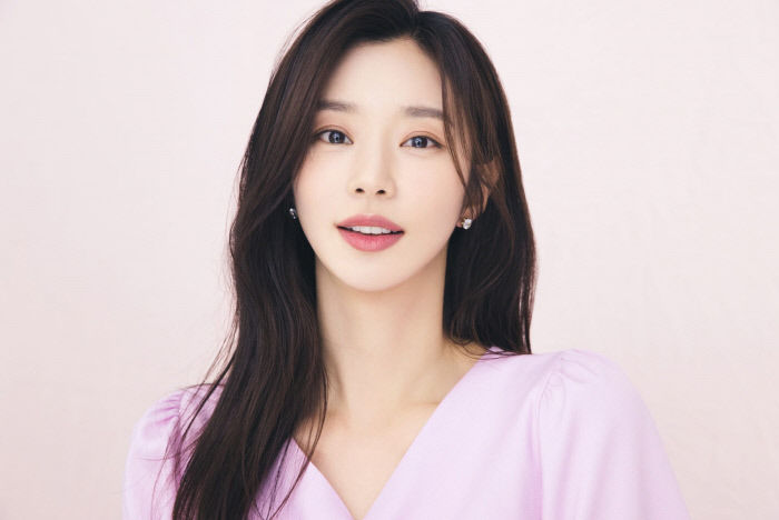 ‘종이의 집’ 이주빈, 박민영·고경표 나오는 새 드라마 캐스팅 됐다