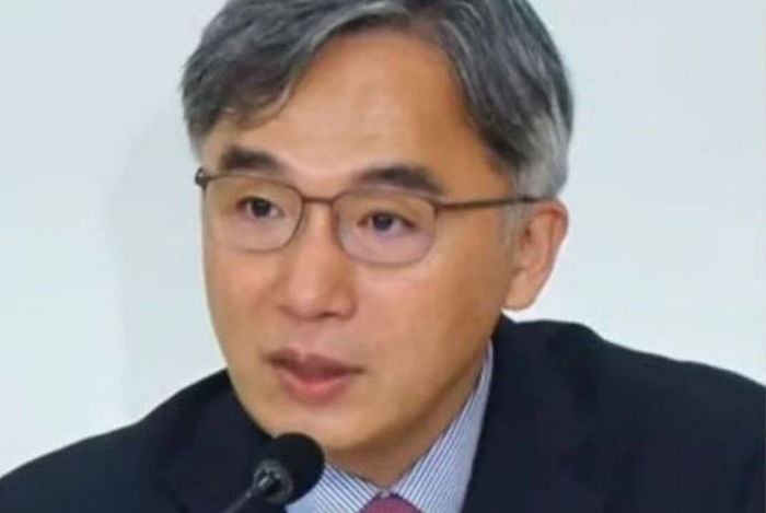 ‘박원순 유족 변호’ 정철승, 文 겨냥 “이런 사이코패스를 5년 동안 몰랐다니”