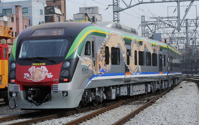 ‘폭우 속’ 중랑역 선로 점검하던 코레일 50대 남직원 열차에 치여 숨져