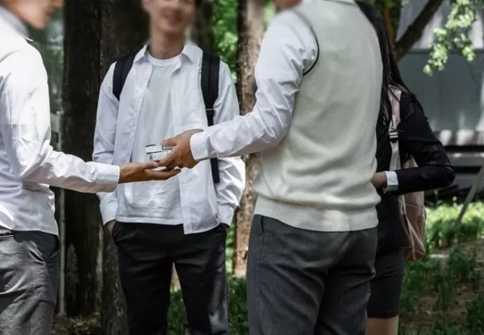 “깨진 병값 계산할게요”...편의점 사장님들 긴장하게 만드는 미성년자 신종 범죄