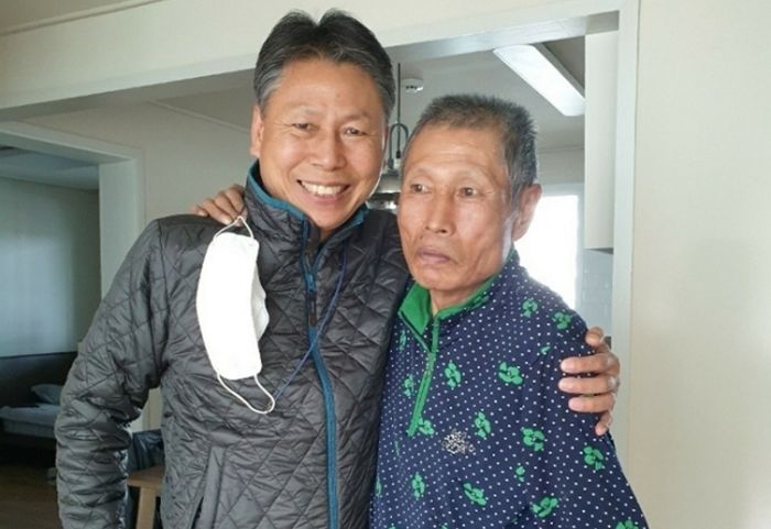 폐지 주우며 마을청소 도맡아 하던 60대 남성, 환자 2명에 새삶 선물하고 떠났다