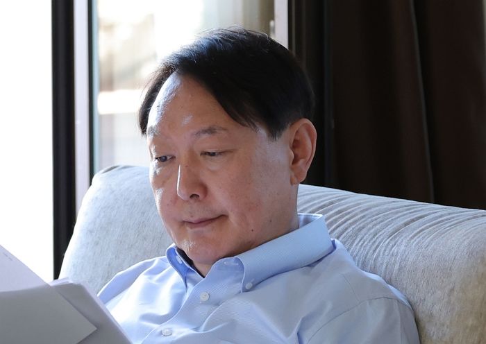 ‘월급쟁이’ 임금 29% 오를 때 소득세 42% 뛰었다