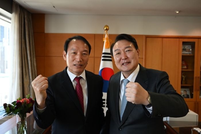 “검찰 때 수사관 인연”...주기환 전 광주시장 후보 아들, 대통령실 근무 논란