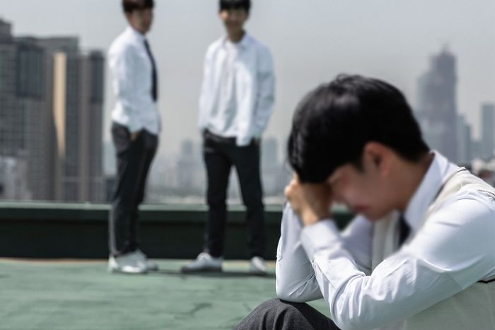 “고2 아들이 여사친과 우연히 만나 인사했다는 이유로 감금·폭행에 ‘살해협박’까지 당했습니다”