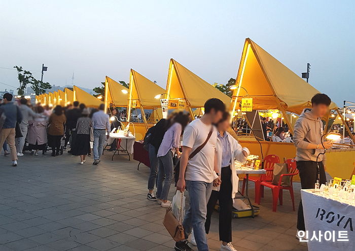 야경 데이트 성지 ‘밤도깨비 야시장’, 다음달 12일 시작된다