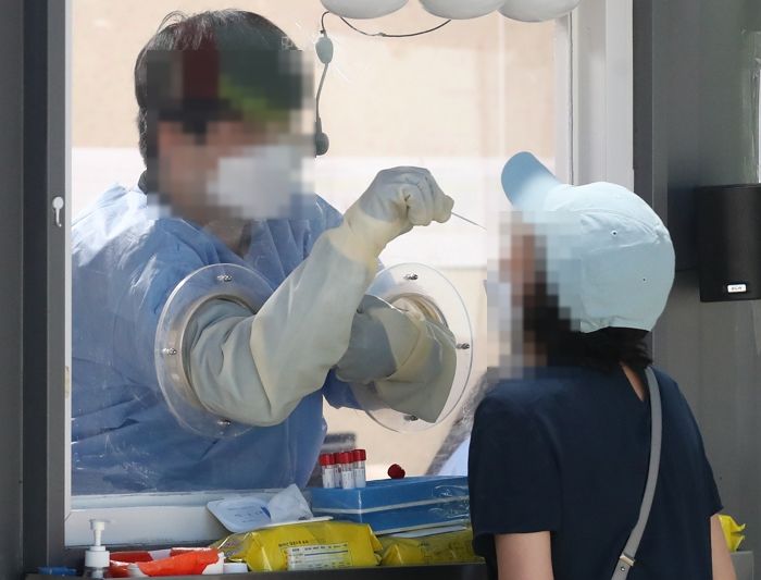 가장 강력한 코로나 변이 ‘켄타우로스’ 1명 추가 감염 확인