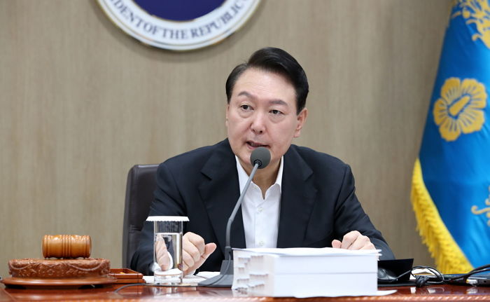 윤석열 대통령 지지율 20%대 눈앞...“부정평가 67.2%”