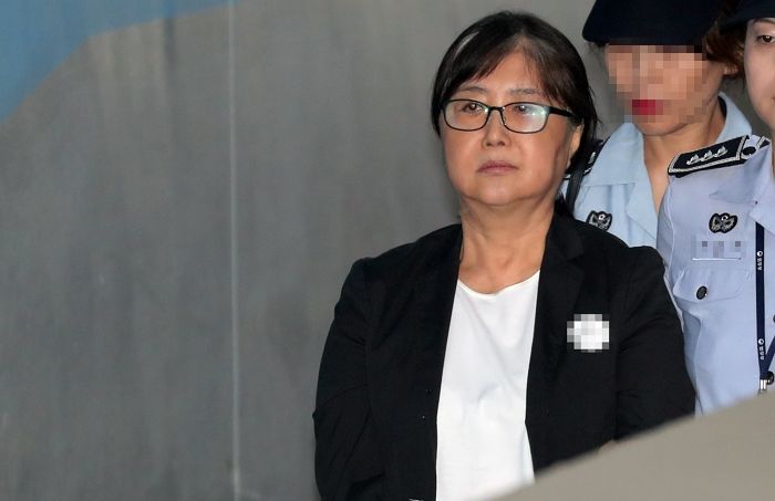 ‘정경심 사면론’ 나오자...정유라 “저희 엄마도 사면해주세요”