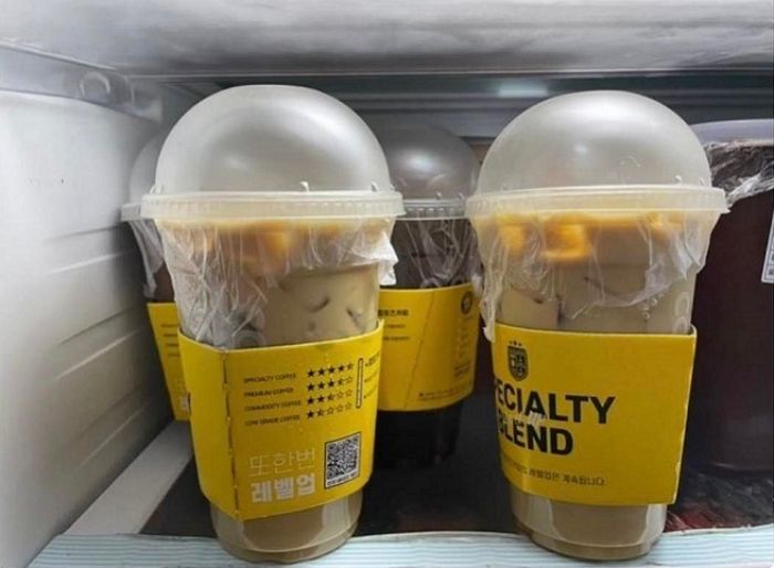 배달비 맞추려 ‘커피 5잔’시키는 카페인 덕후가 음료 무조건 ‘김치냉장고’에 넣는 이유