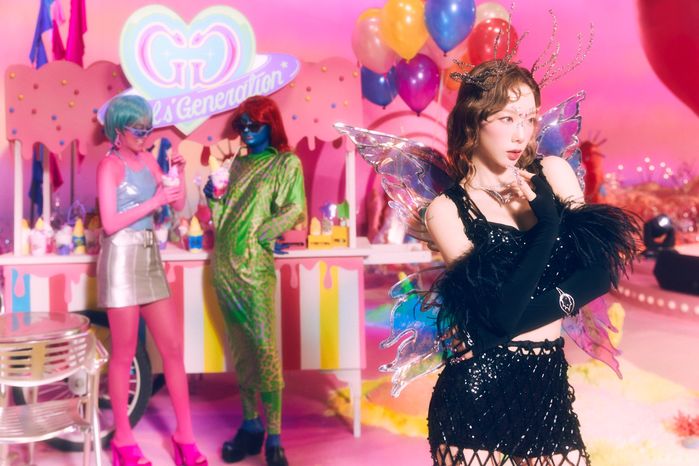 난해한 의상 컨셉도 미모로 다 이겨버렸다 말 나온 ‘소녀시대’ 신보 티저