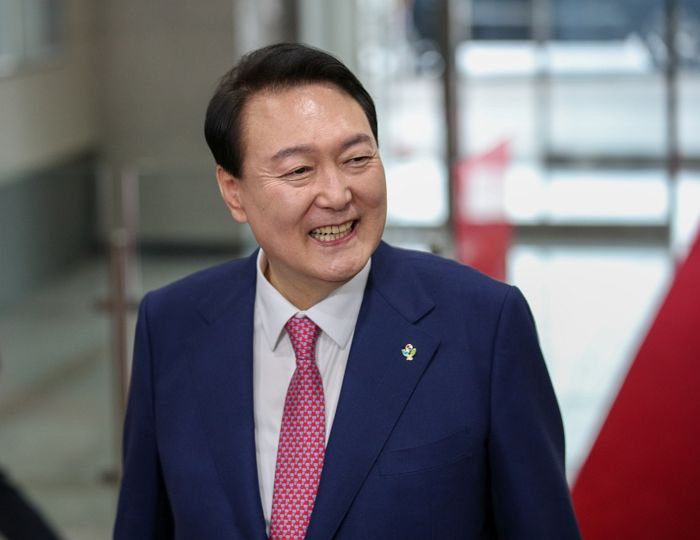 신평 변호사 “尹 대통령, 선한 인품·공감 능력 탁월...지지율 위기 뚫을 것”