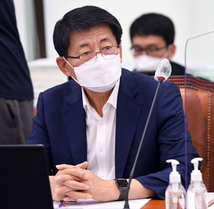 쌀값 떨어지자 “70만 군인·경찰 ‘부식’ 모두 쌀로 제공하자”는 민주당 의원