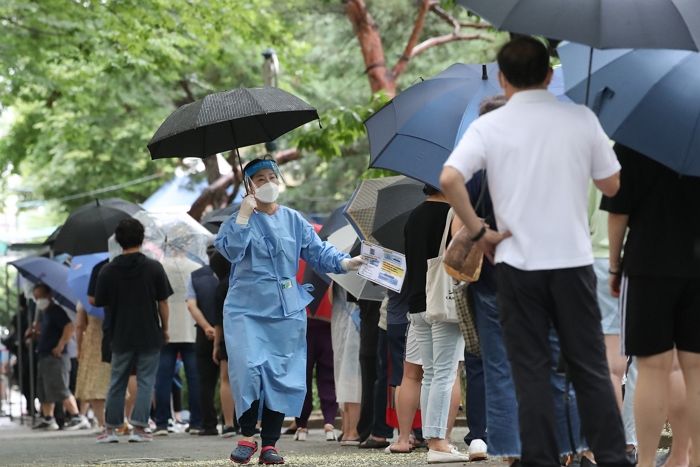 “110일 만에 최다”...어제(2일) 하루 코로나19 신규 확진자 11만 9922명
