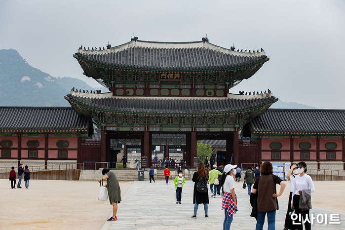 정부, 일본 관광객들 ‘무비자 입국’ 허용...한국은 무비자로 못가