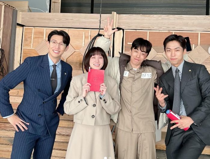 분위기 비슷해 유재석·양세찬 닮았다 반응 터진 ‘우영우’ 강기영x주종혁