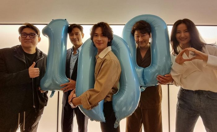 ‘비상선언’, 개봉 4일 만에 100만 돌파...“‘탑건’이랑 같은 기록”