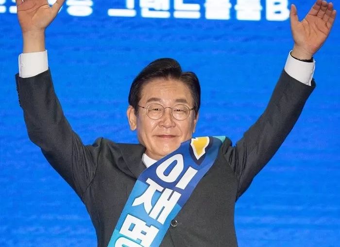 ‘TK·강원’ 첫 경선서 74% 지지율 얻자 자신감 폭발한 이재명이 지지자들에게 한 말